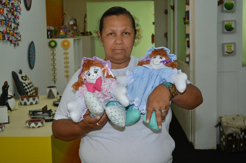 Artes u00e3os de Valença participam da feira de artesanato no Rio de Janeiro Prefeitura Municipal Artesanato Vidro ~ Artes u00e3os de Valença participam da feira de artesanato no Rio de Janeiro Prefeitura Municipal
